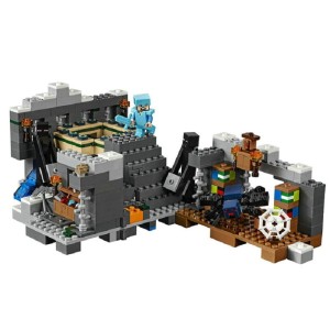 Zestaw Klocki I Figurki My World Minecraft Portal + Figurki